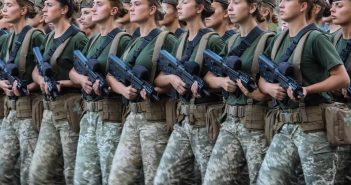 жінки армія оос ато донбас парад