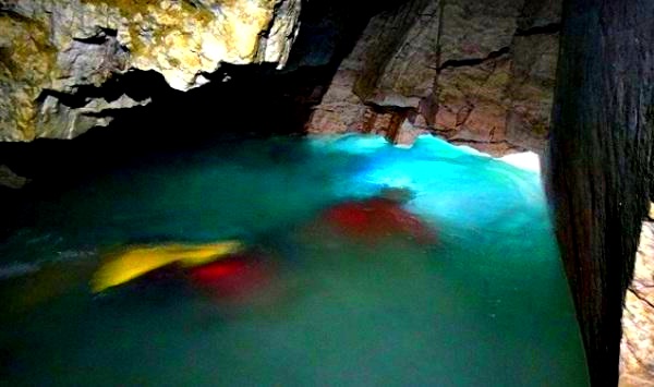 На Тернопільщині відкрили найглибше підземне озеро