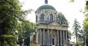 костел воздвиження святого хреста підгірці