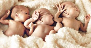 трійня малюк малюки діти немовля немовлята