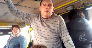 У Львові водій маршрутки накинувся з кулаками на підлітка