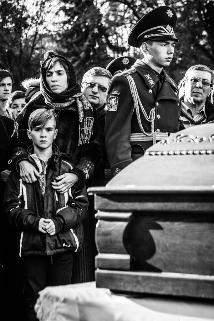 «Найважчим моментом для мене було поховання Володимира Труша восени 2015 року. Фотографію з похорону побачило понад 20 тисяч людей», – Хуан Мора