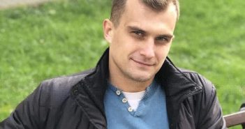 Олег Мандич