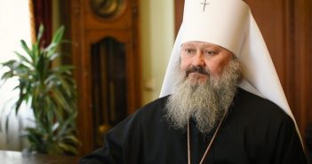 Нaмicник i бpaтiя Києвo-Пeчepcькoї Лaвpи Павло