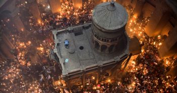 Благодатний вогонь Єрусалим Храм гробу господнього