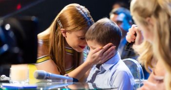 Тіна Кароль здійснила мрію 8-річного хлопчика на очах у мільйонів глядачів (відео)