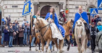 Львів святкує день міста театралізованою ходою на 1500 учасників (фоторепортаж)