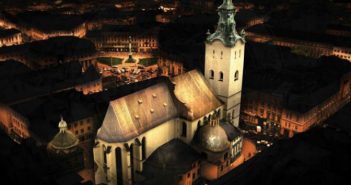 Латинська катедра у Львові. Візуалізація підсвітки