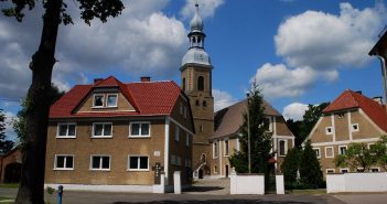 селище Викроти, Польща