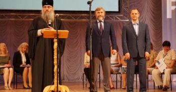 Скандальний запорізький митрополит УПЦ МП Лука та нардеп від "Опозиційного блоку" Вадим Новинський