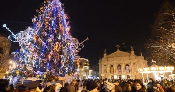 Головна новорічна ялинка Львова 2012-2013.