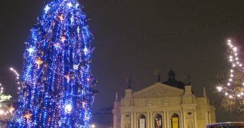 Головня ялинка Львова 2010 рік. Фото Оксана Винник