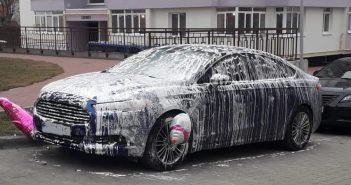 У Львові оригінально привітали друга з Днем народження. Фото