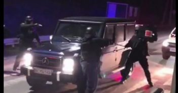 На межі із Закарпаттям КОРД затримав два автомобілі на львівських номерах із арсеналом зброї