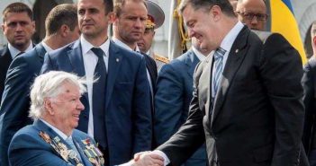Помep 84-річний батько Петра Порошенка Олексій Іванович
