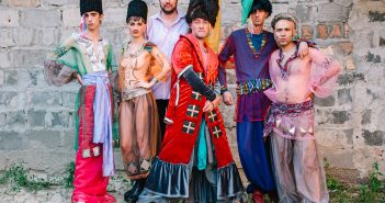 В Україні знімають фільм про життя геїв-козаків на Запорізькій Січі