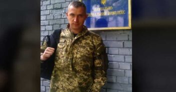 «Спочатку ти ходиш в кєпці з написом “Рohuy!”, а згодом з’являються статті про булінг твоєї дитини» – ветеран АТО звернувся до Кошового