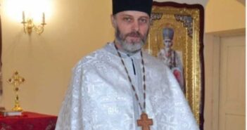 «Жінка в брюках у храмі» – священник розкритикував поширену в українських церквах догму