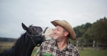 ранчо Скарбова Гора ковбой кінь