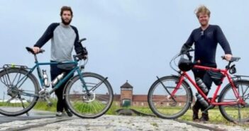 велосипедисти кордон Євросоюз