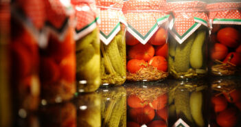 консервації закрутки банки овочі