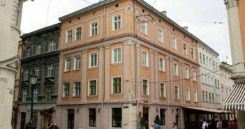 вулиця Краківська Львів архітектура реставрація