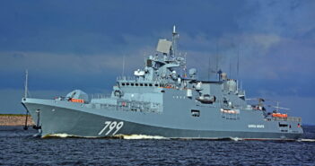 корабель фрегат Адмірал Макаров