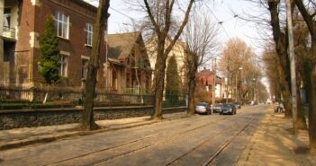 вулиця Коновальця