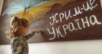 Кримська перепічка Крим Україна дитина