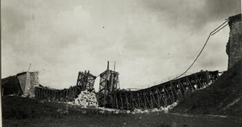 село Плугів ретро міст