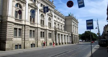 оперний проспект свободи