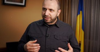 Рустем Умєров